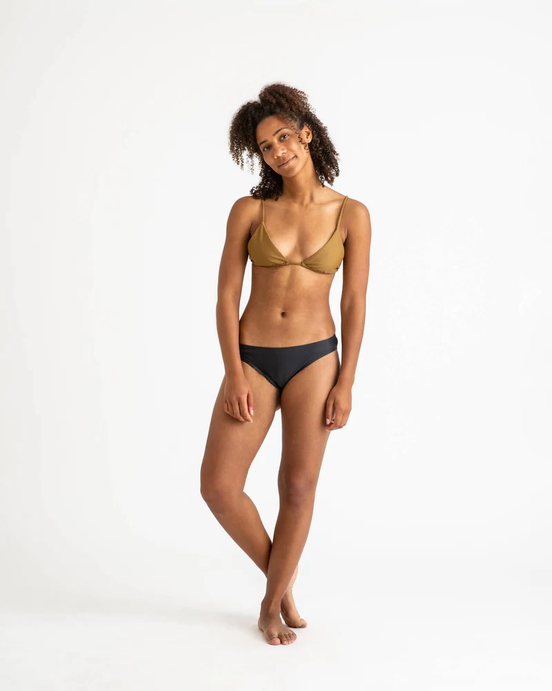 Braunes Triangle Bikini Top aus recyceltem Polyamid von Matona