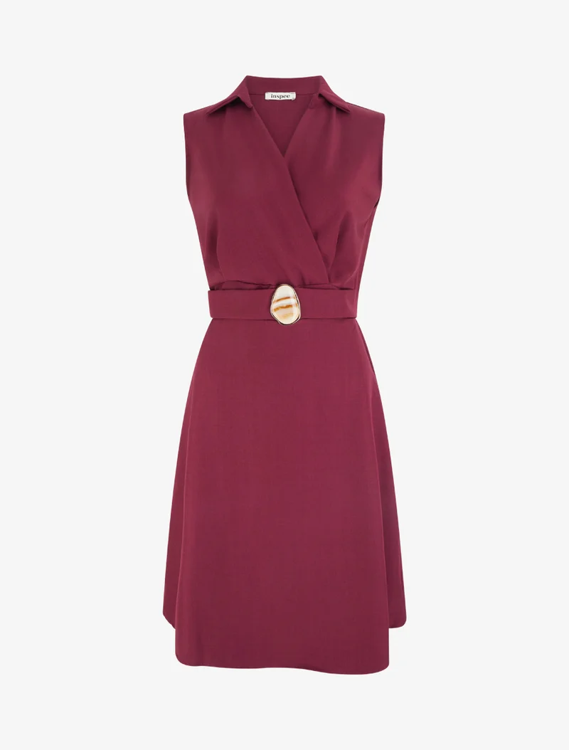 Ärmelloses Skaterkleid mit Schmuckgürtel - Weinrot
