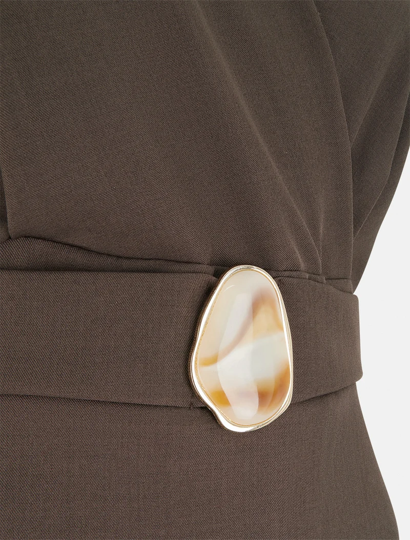 Ärmelloses Skaterkleid mit Schmuckgürtel - Braun