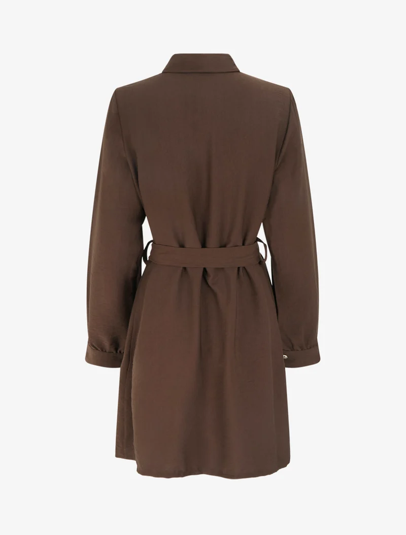 Gerade geschnittenes Hemdkleid mit langen Ärmeln - Braun