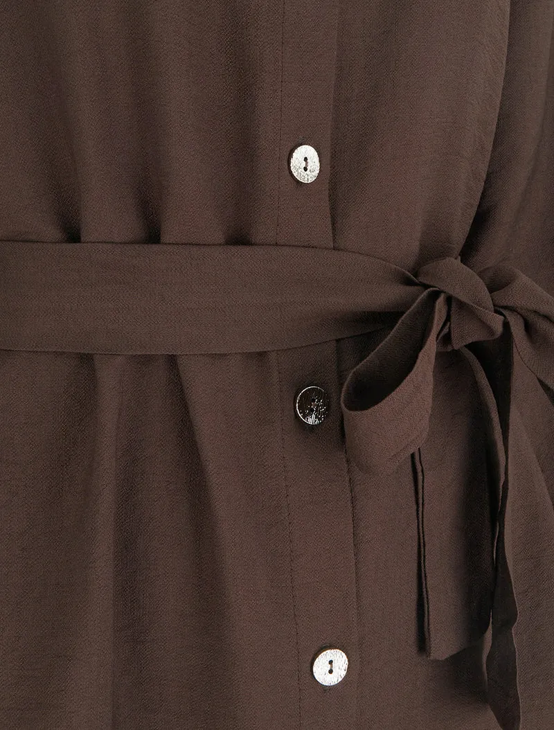 Gerade geschnittenes Hemdkleid mit langen Ärmeln - Braun