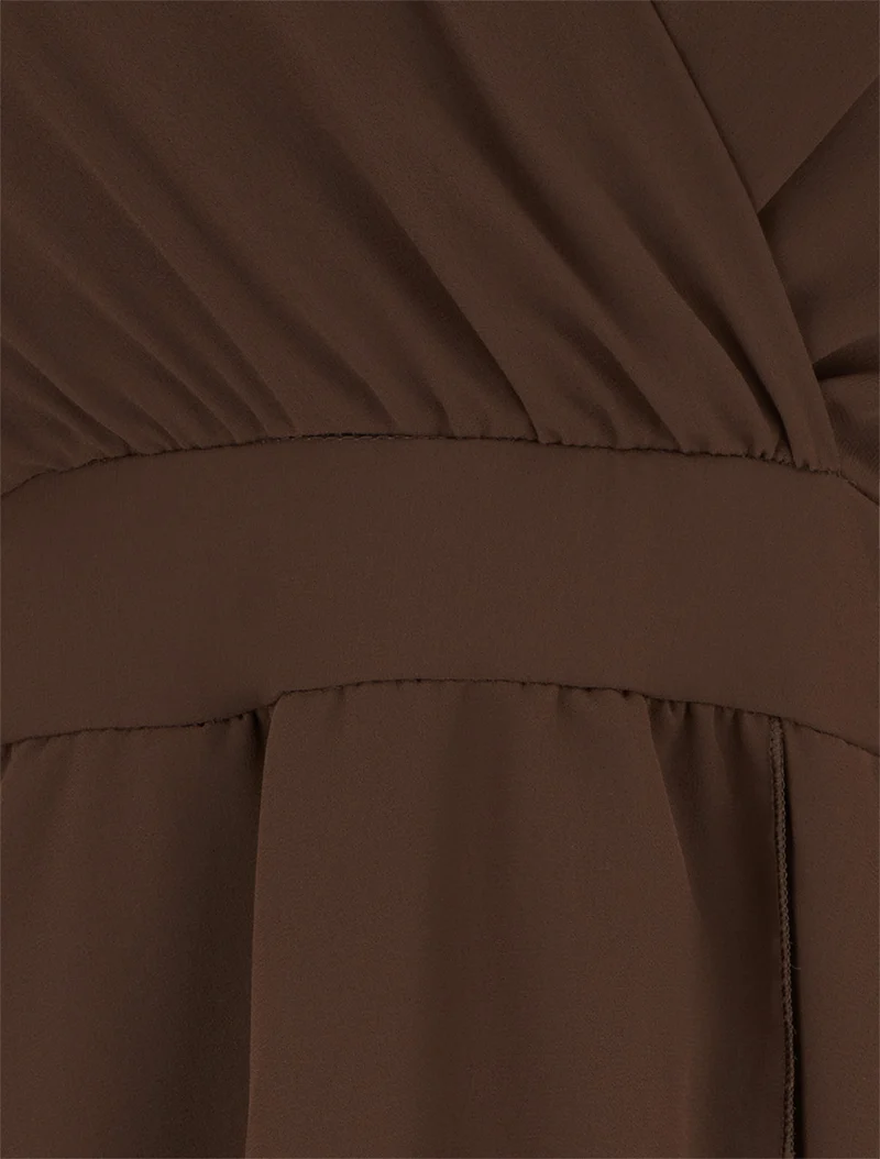 Unifarbenes Wickelkleid mit langen Ärmeln - Braun