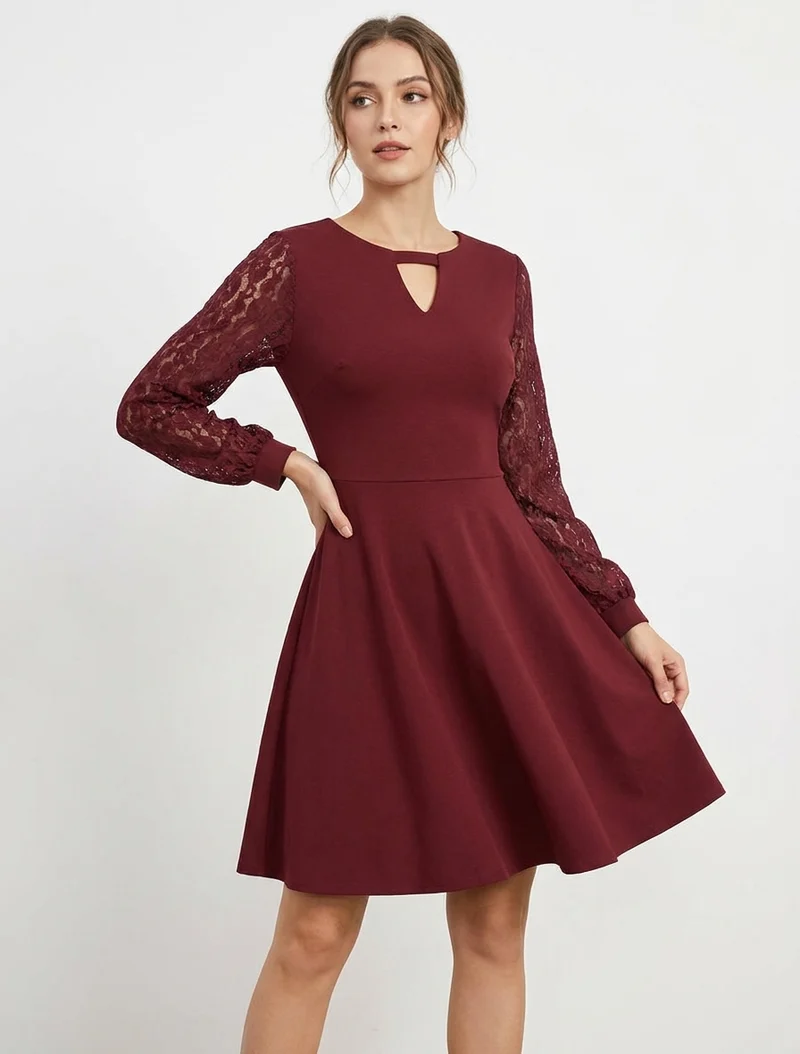 Skaterkleid mit langen Ärmeln aus Spitze - Bordeaux
