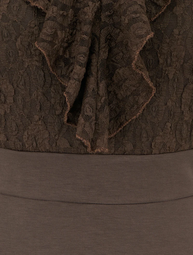 Gerades Kleid mit Spitzenvolant am Oberteil - Braun