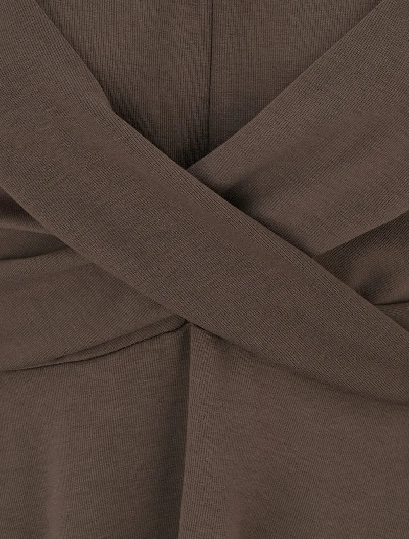 Skaterkleid mit Wickeleffekt in der Taille - Braun