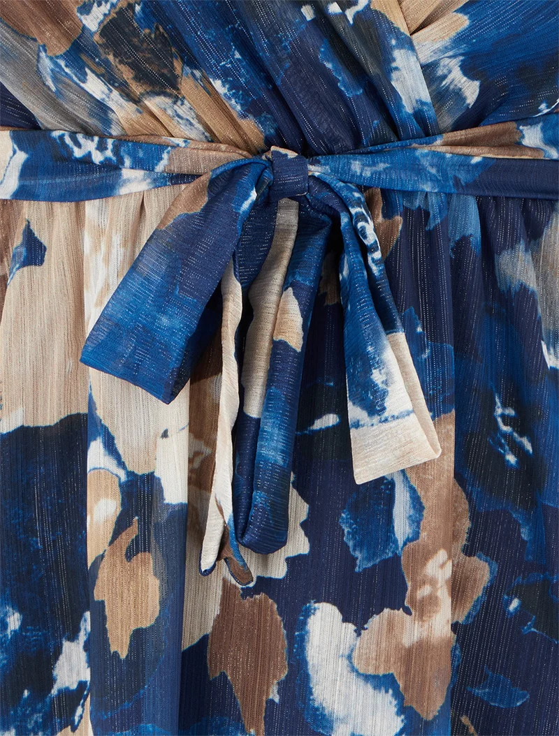 Irisierendes Kleid mit abstraktem Blumenmuster und Rüschenkanten - Marine