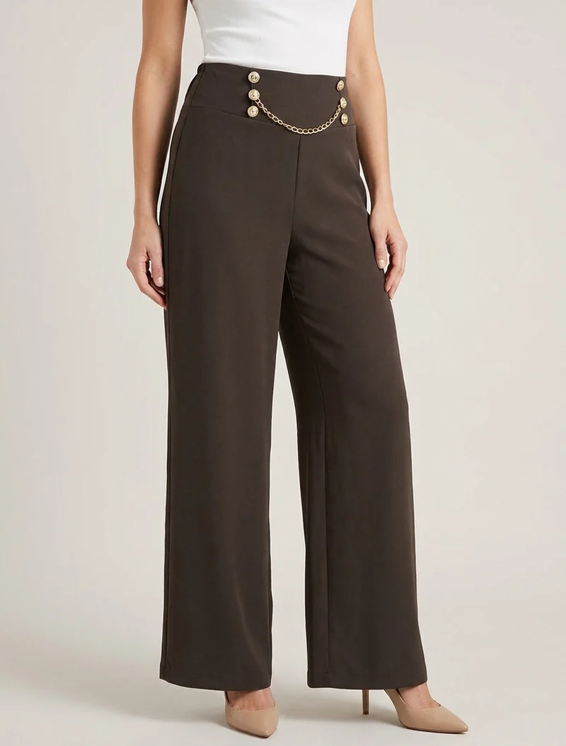 Hoch taillierte Hose mit Knöpfen und Kette - Braun