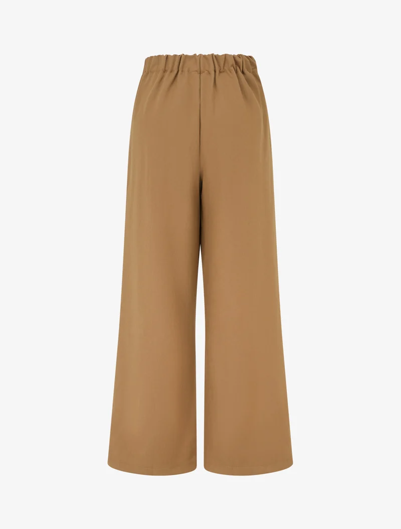 Weite Hose mit hoher Taille und dekorativem Gürtel - Kamel