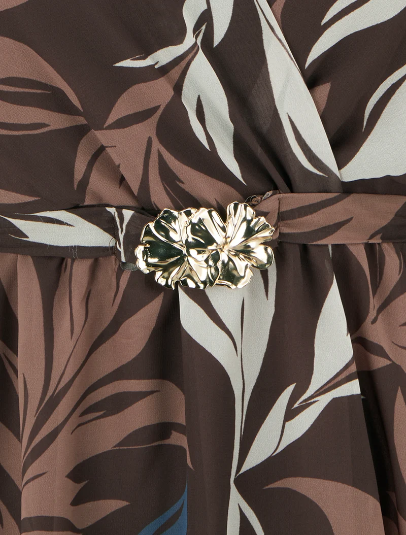 Bedrucktes Wickeloberteil mit Blatt- und Blumenschmuckmotiv - Braun