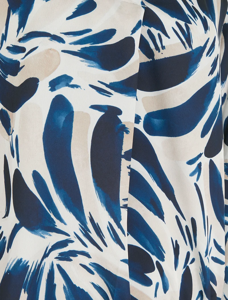 Satinierte Top mit abstraktem Druck - Marine