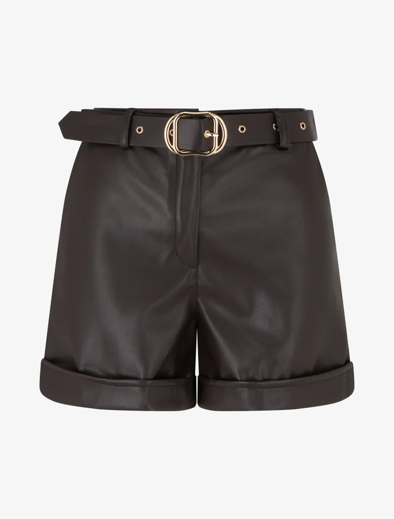Shorts aus Kunstleder mit Umschlag - Schokolade