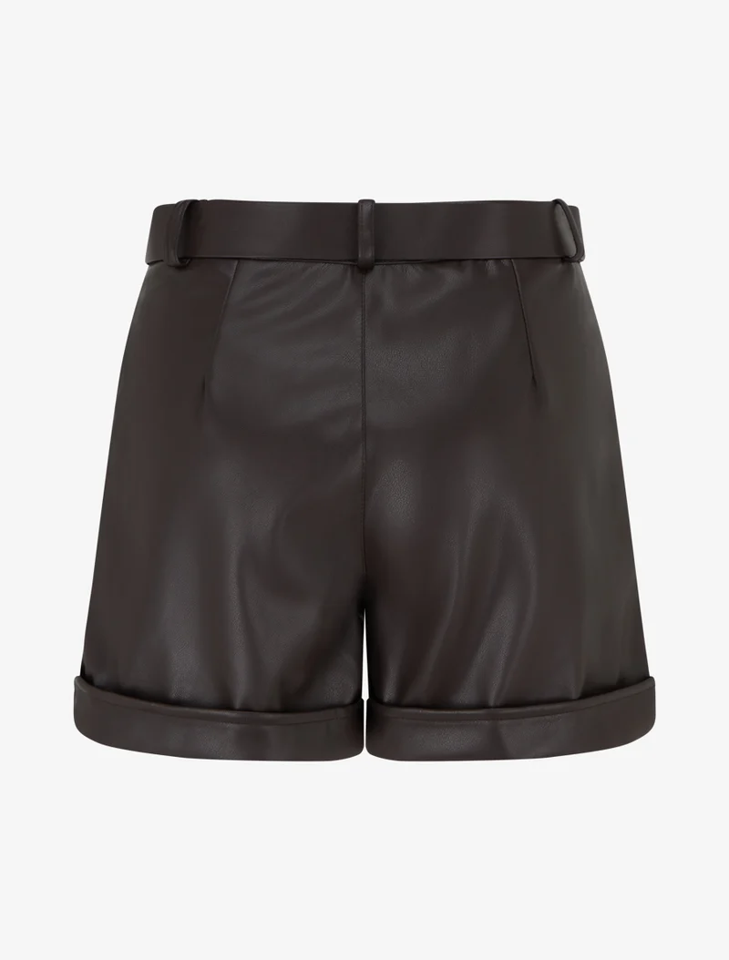 Shorts aus Kunstleder mit Umschlag - Schokolade