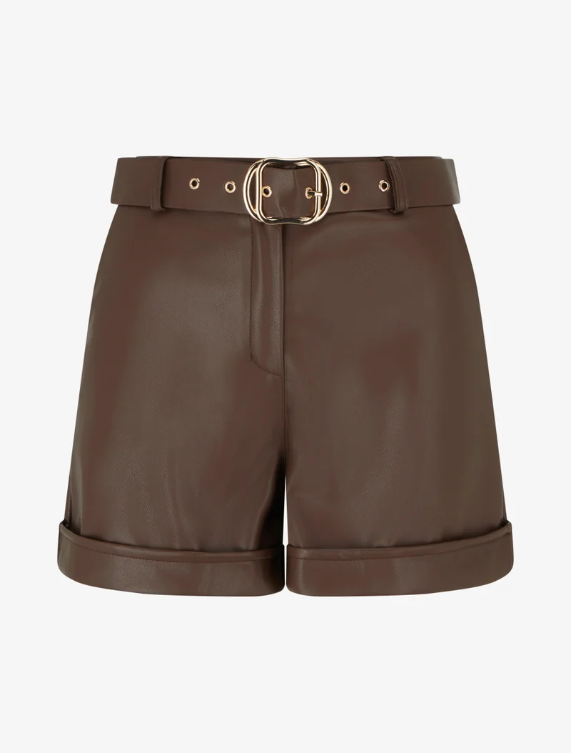 Shorts aus Kunstleder mit Umschlag - Braun