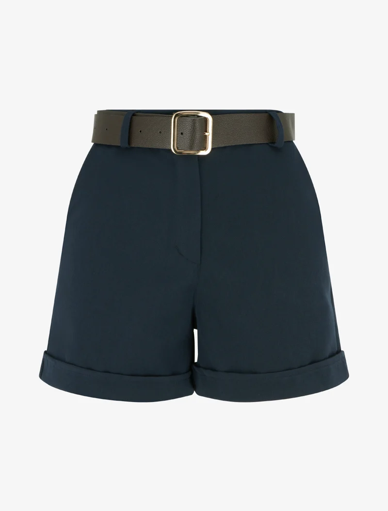 Gekrempelte Shorts mit Gürtel - Marine
