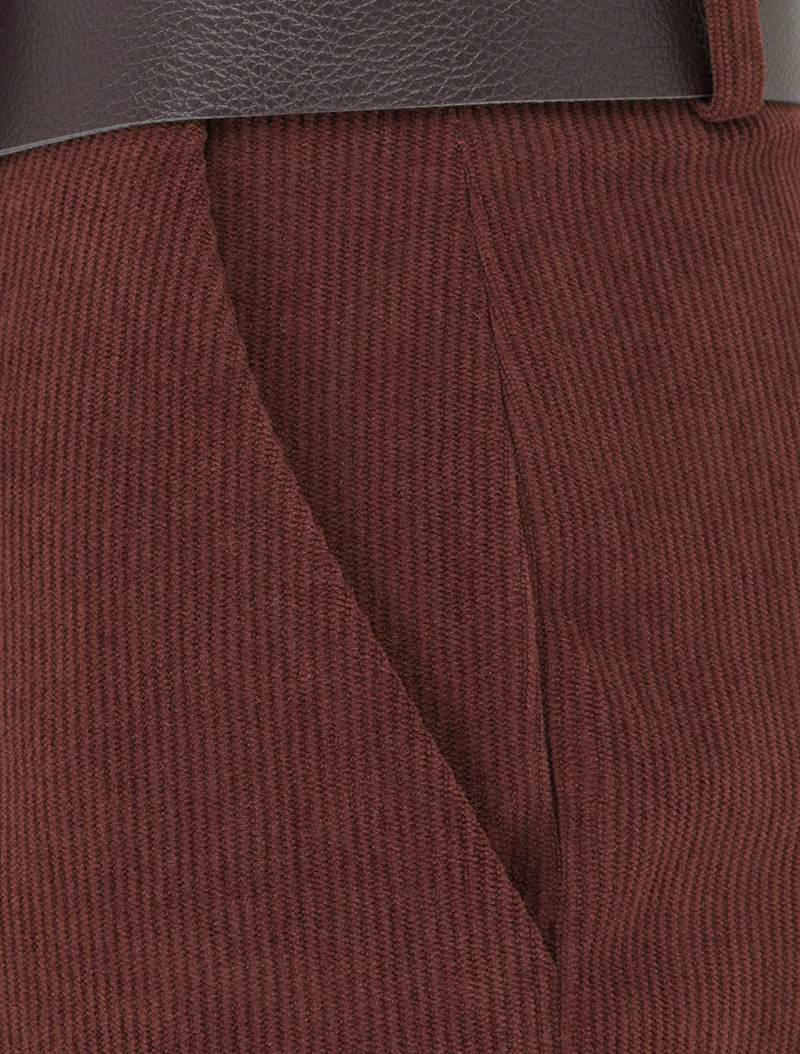 Hoch taillierte Cordshorts - Dunkel Bordeaux