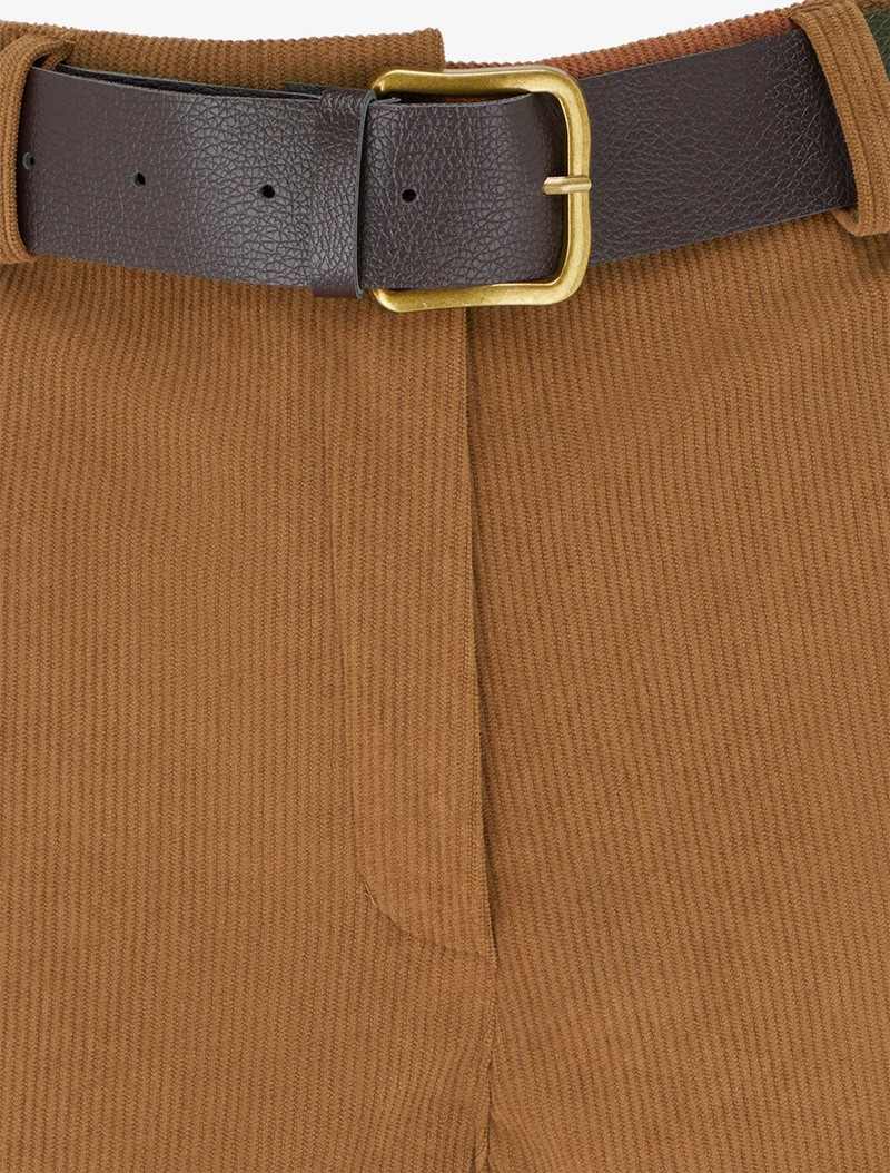 Hoch taillierte Cordshorts - Kamel