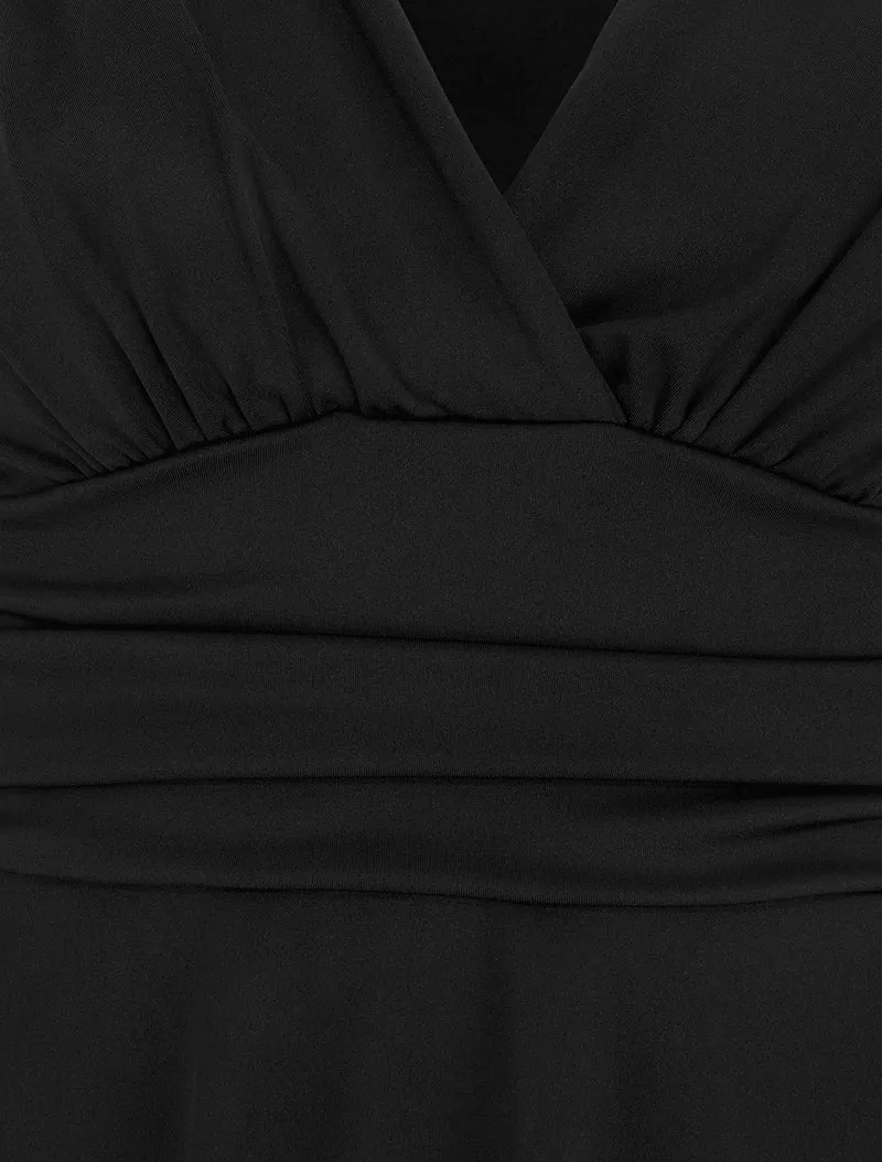 Langärmeliges Skaterkleid mit geraffter Taille - Schwarz