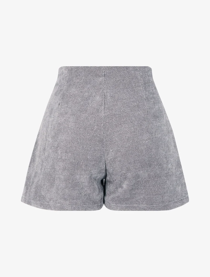High-waisted Shorts aus Cord - Hellgrau