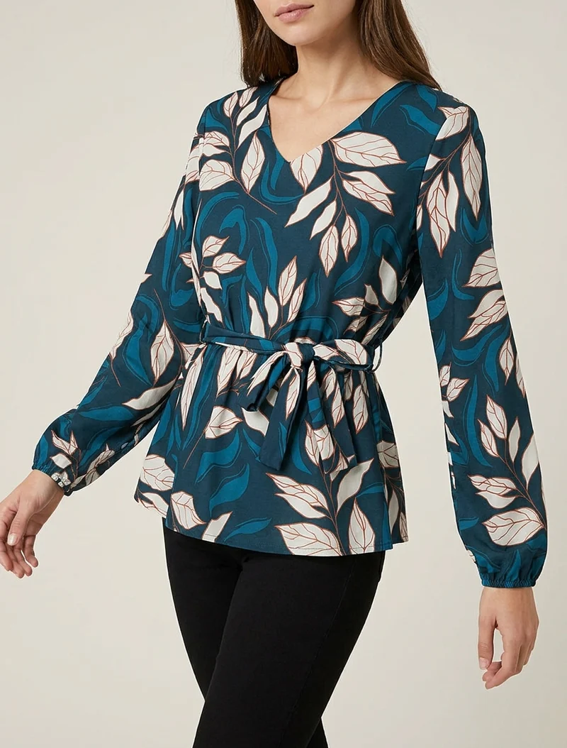 Elastische Bluse mit Blattdruck - Entenblau