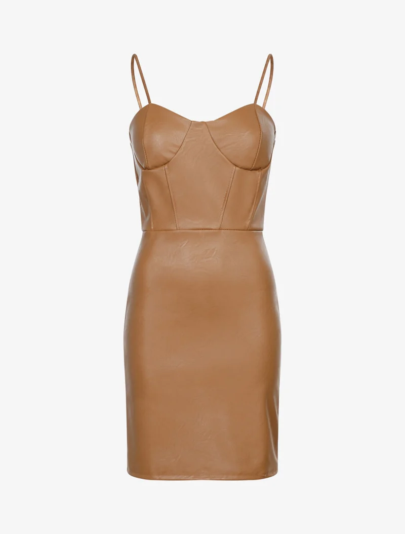 Kleid aus Kunstleder mit genähtem Bustier - Kamel