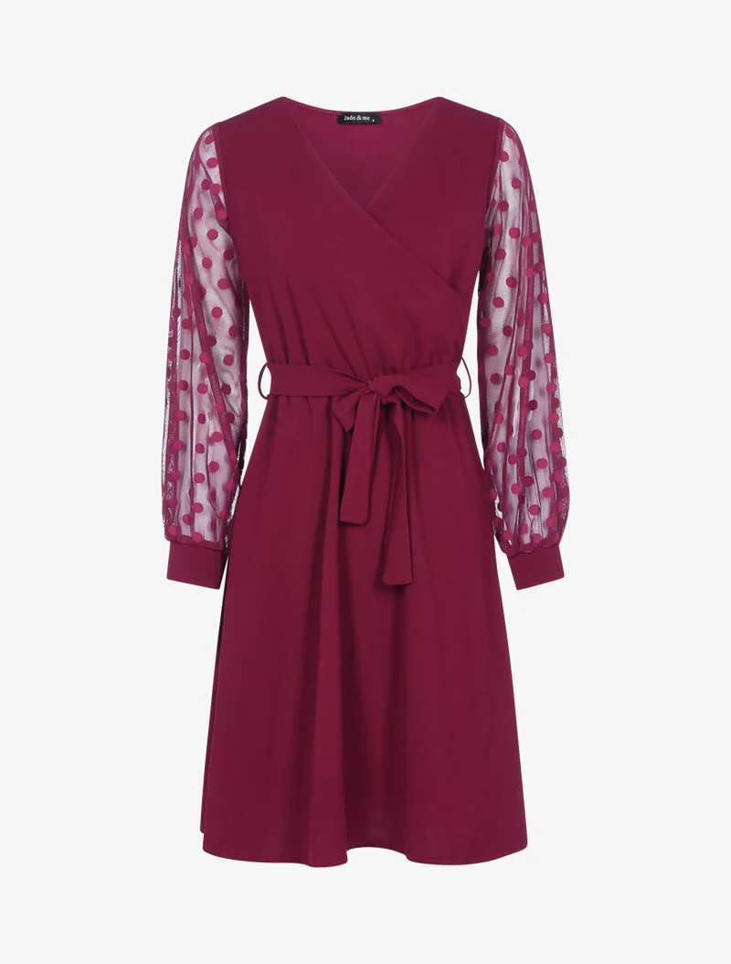 Fließendes Kleid mit transparenten Ärmeln und Punkten - Weinrot