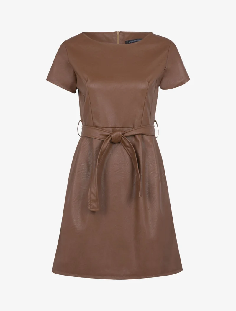Klassisches Kleid aus Kunstleder - Hellbraun