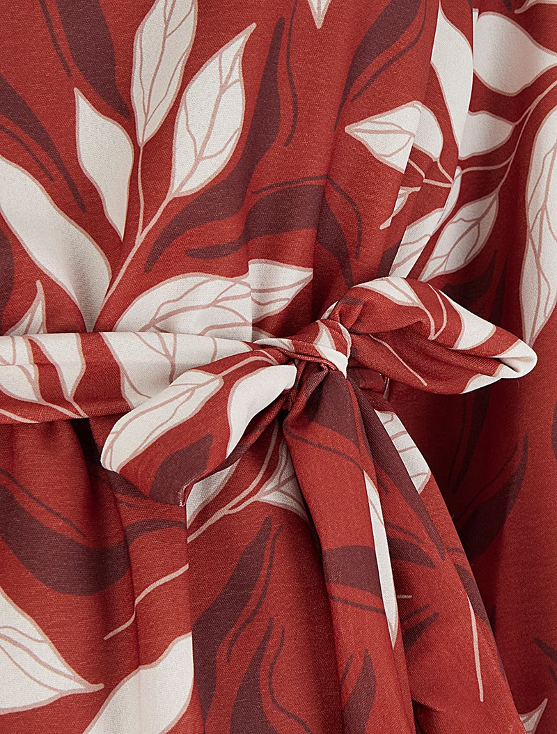 Elastische Bluse mit Blattdruck - Rot