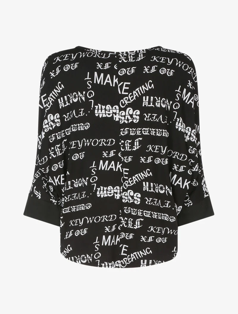 Oversize Fledermaus-Top mit Textaufdruck - Schwarz
