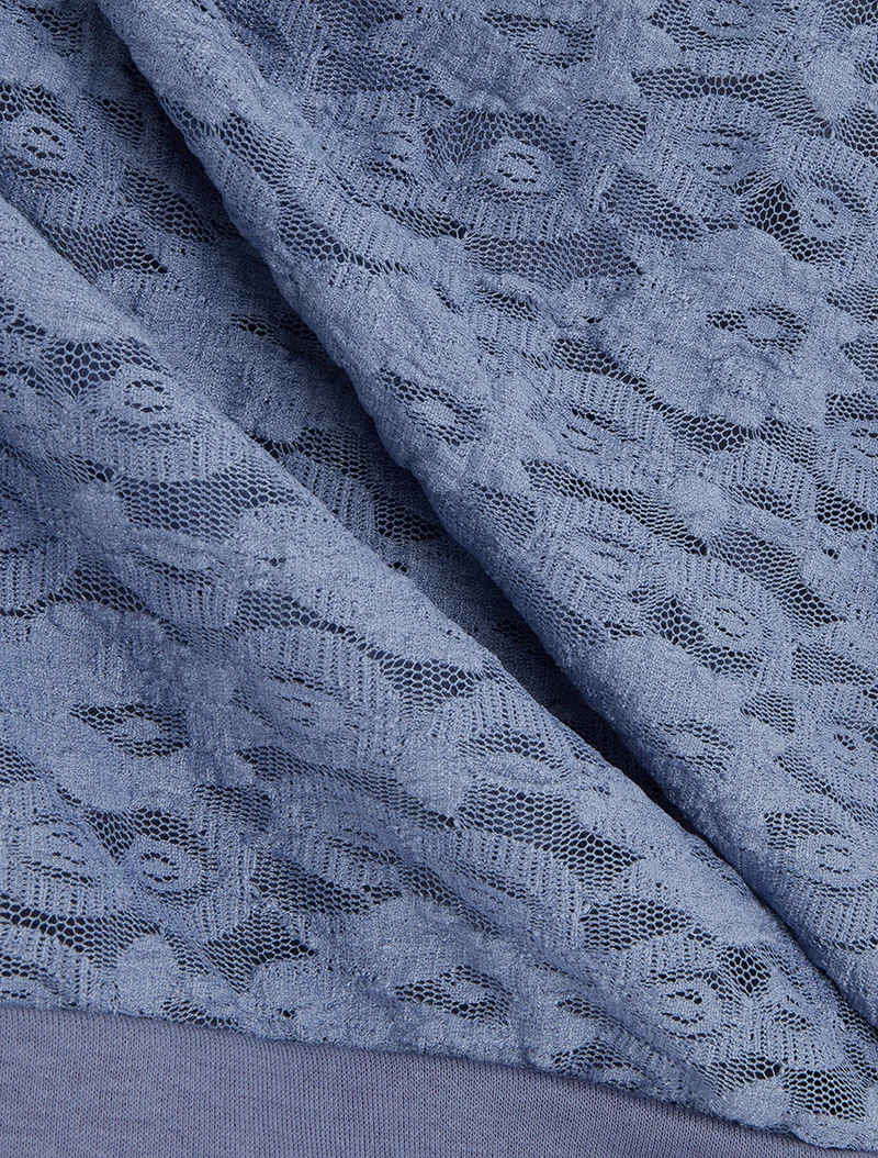 Spitzenkugel aus Spitze - Blau