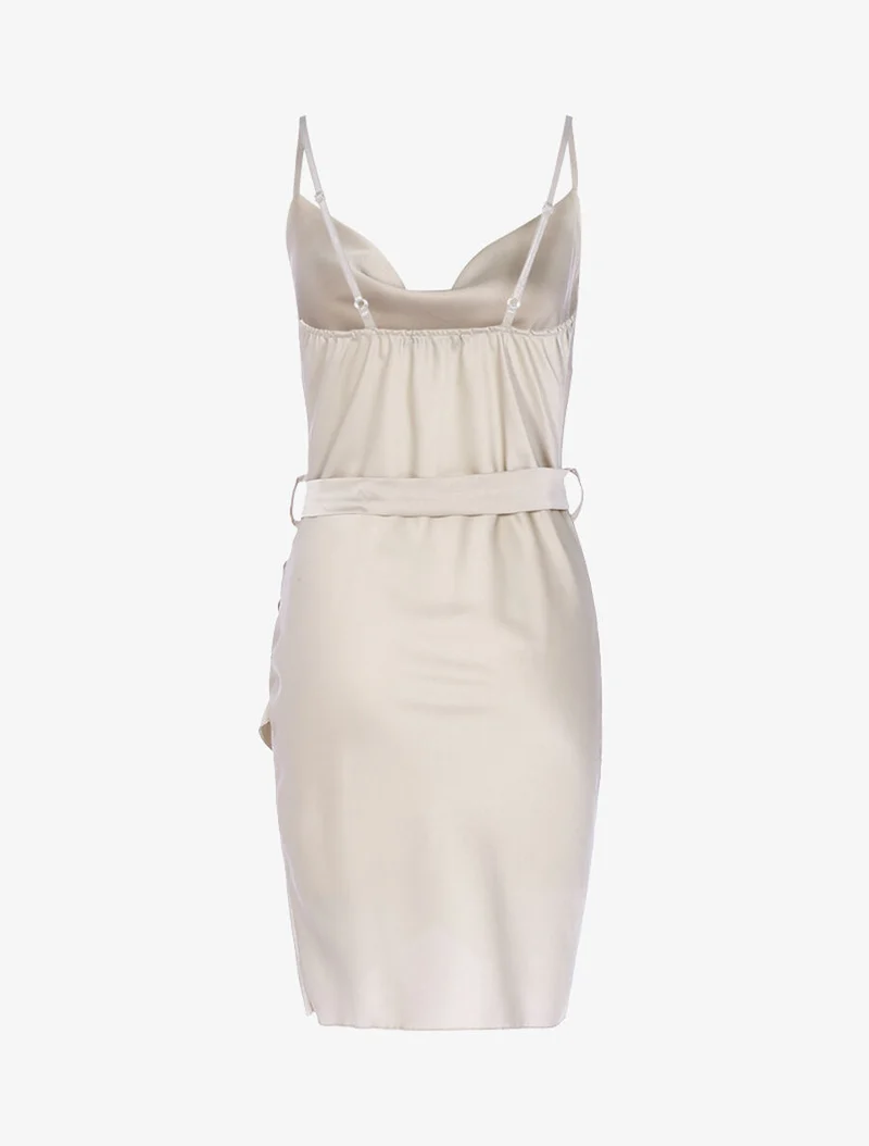 Wickelkleid aus Satin - Beige