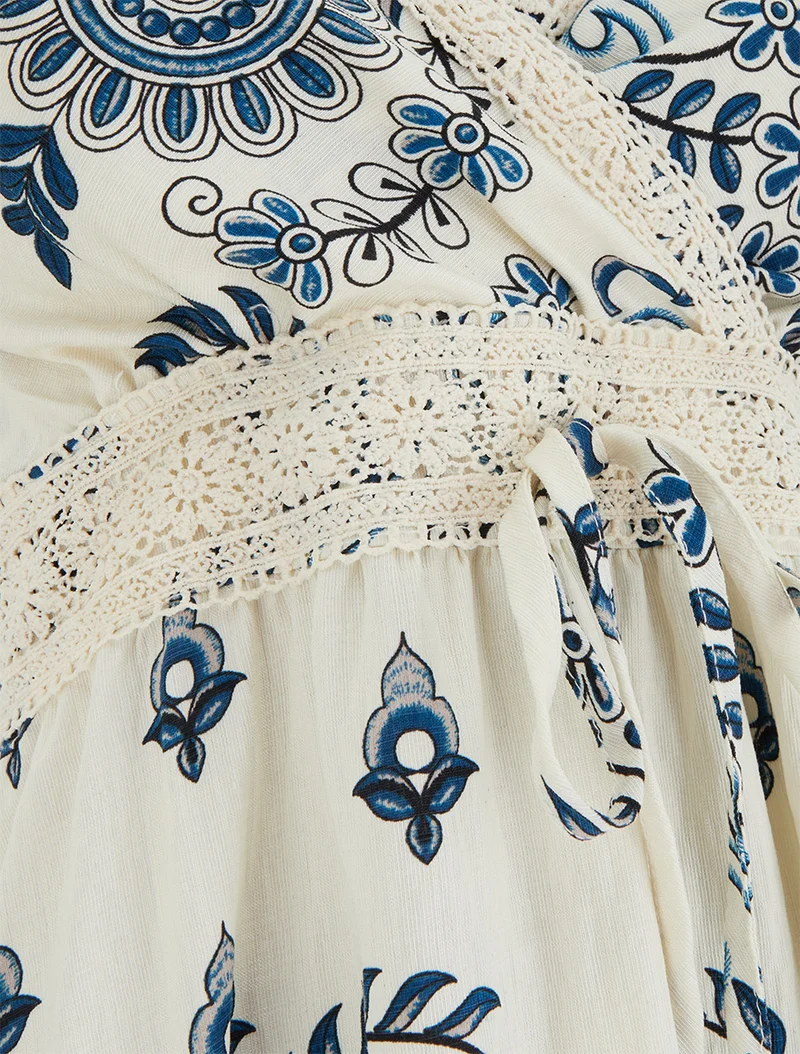 Kleid mit Schal-Print und dünnen Trägern - Marine