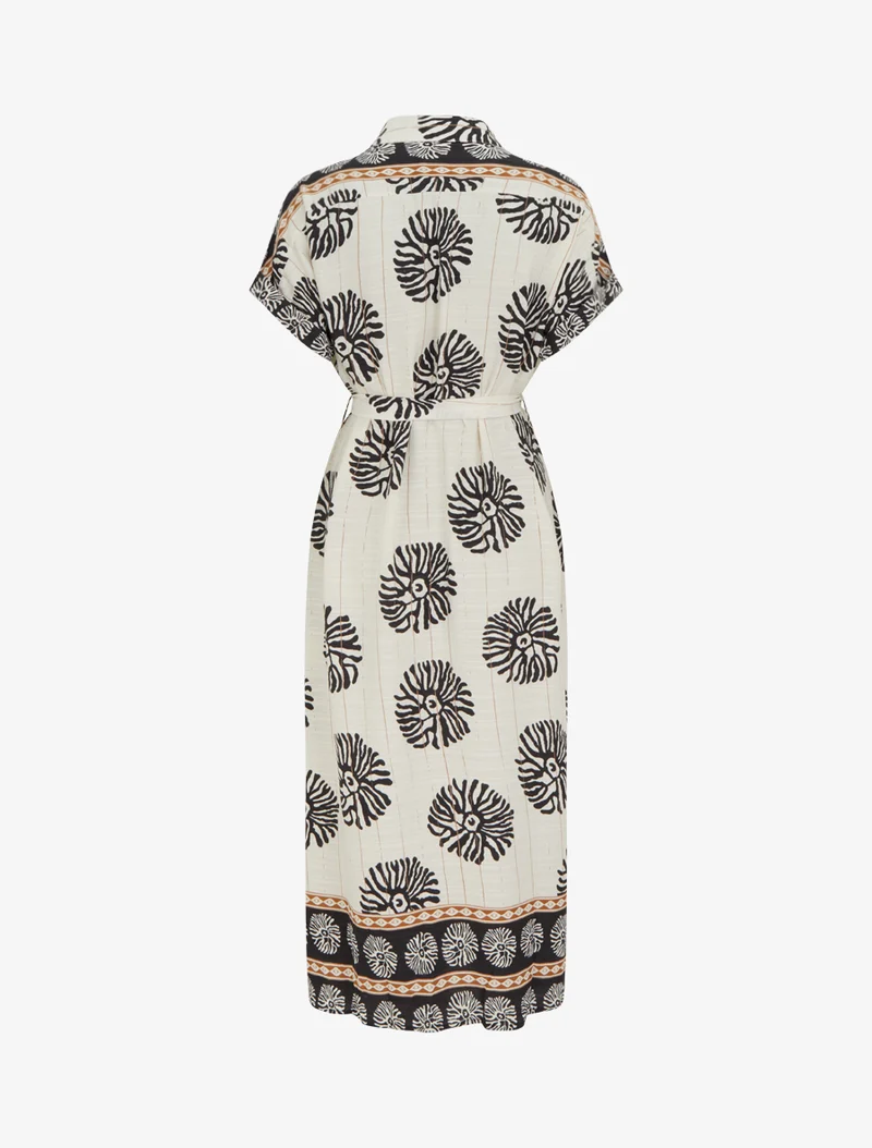 Langes Kleid mit Fantasiemuster und kurzen Ärmeln - Schwarz