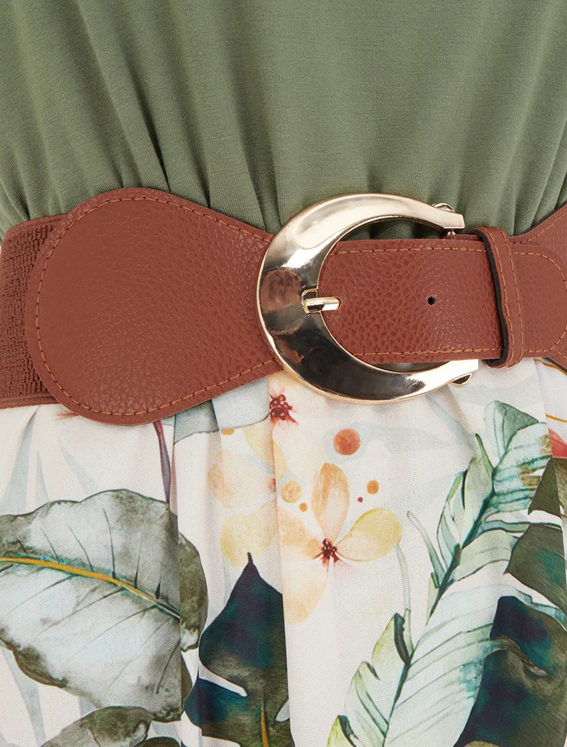 Kleid mit Blattdruck und Trägern in Kunstleder - Kaki