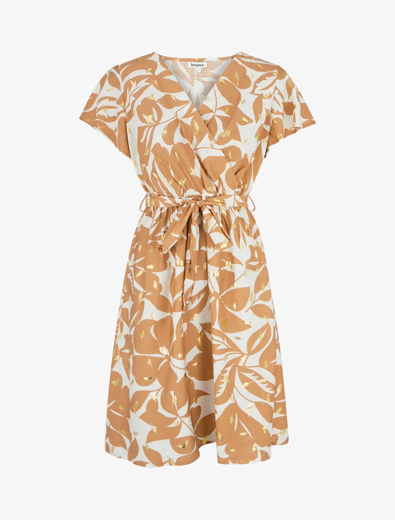 Midikleid mit Blattdruck und schimmernd - Kamel