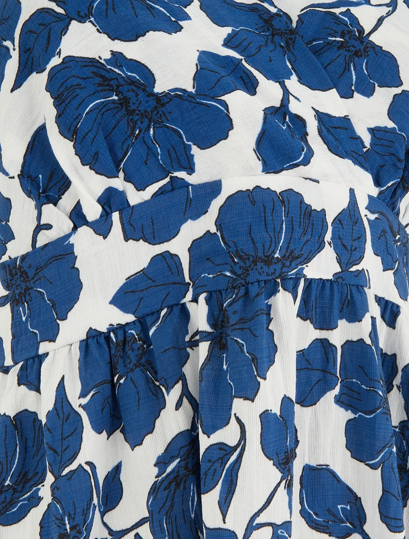 Rückenfreies, langes Kleid mit Blumenmuster - Marine