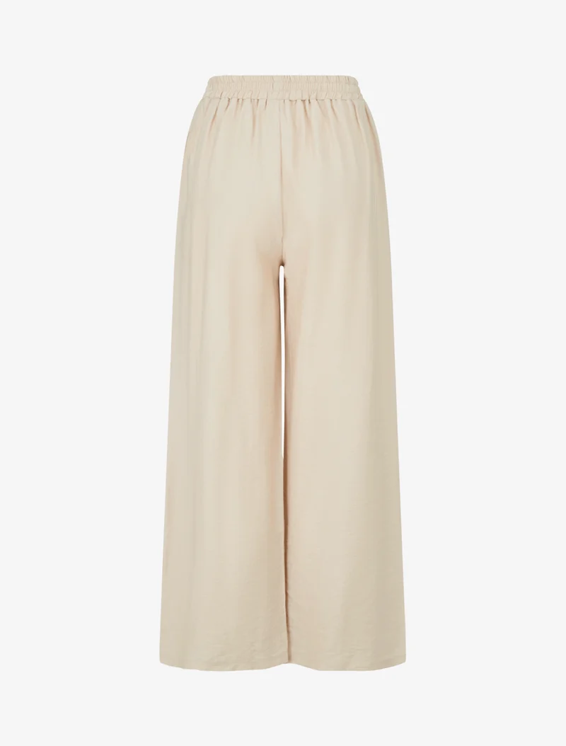 Weite Hose mit Faltendetail - Beige