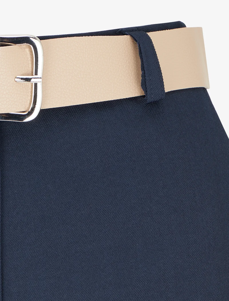 Gürtelte einfarbige Shorts mit Saum - Marine