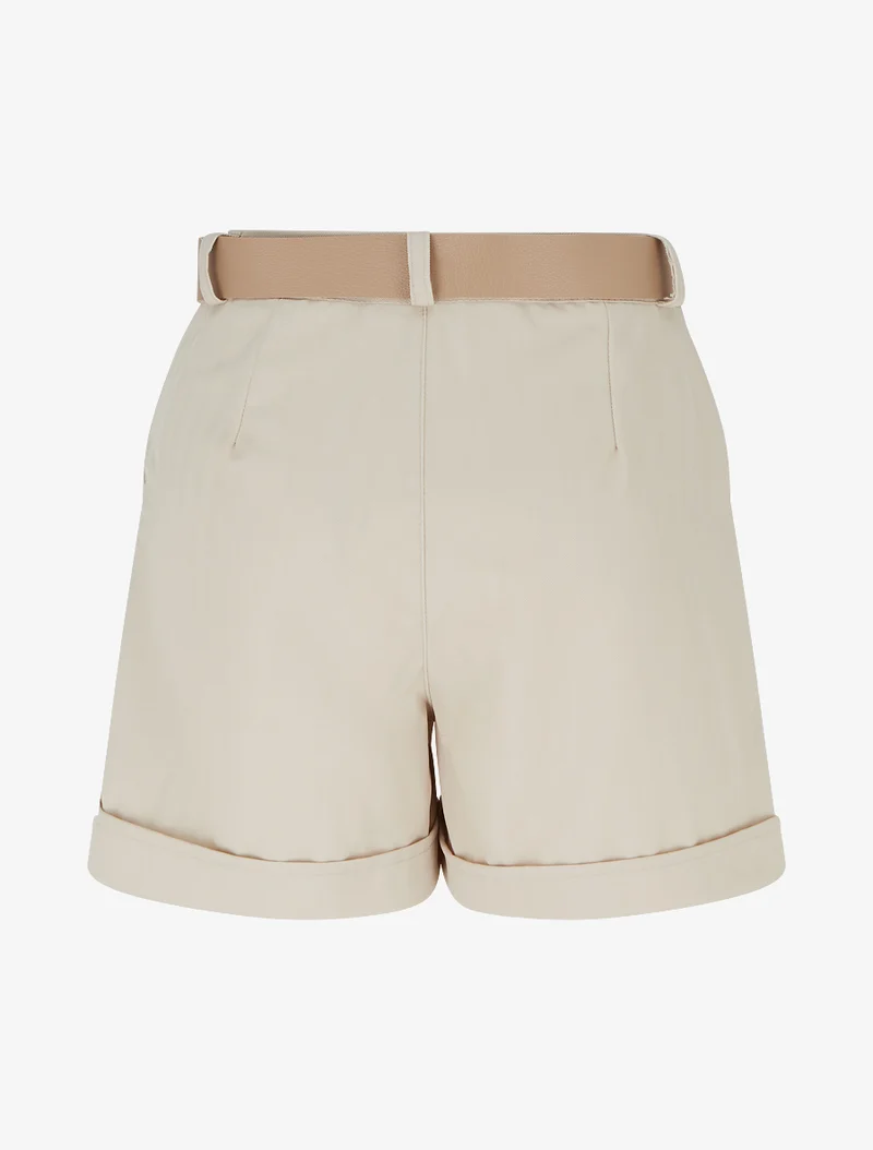 Gürtelte einfarbige Shorts mit Saum - Beige
