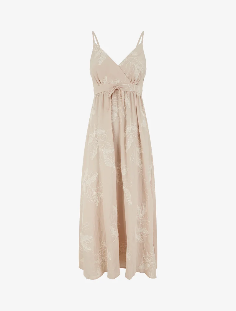 Empire-Langkleid mit stilisierten Blätterstickereien - Beige