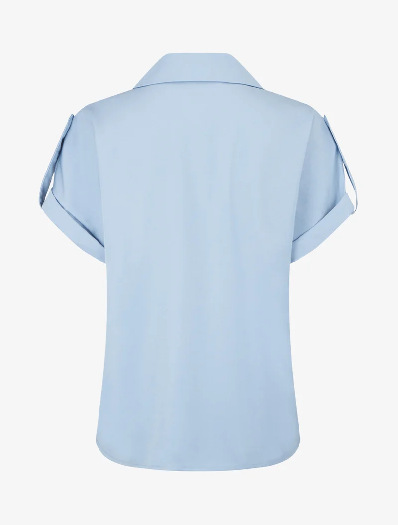 Einfarbiges Hemd mit Taschen - Himmelblau