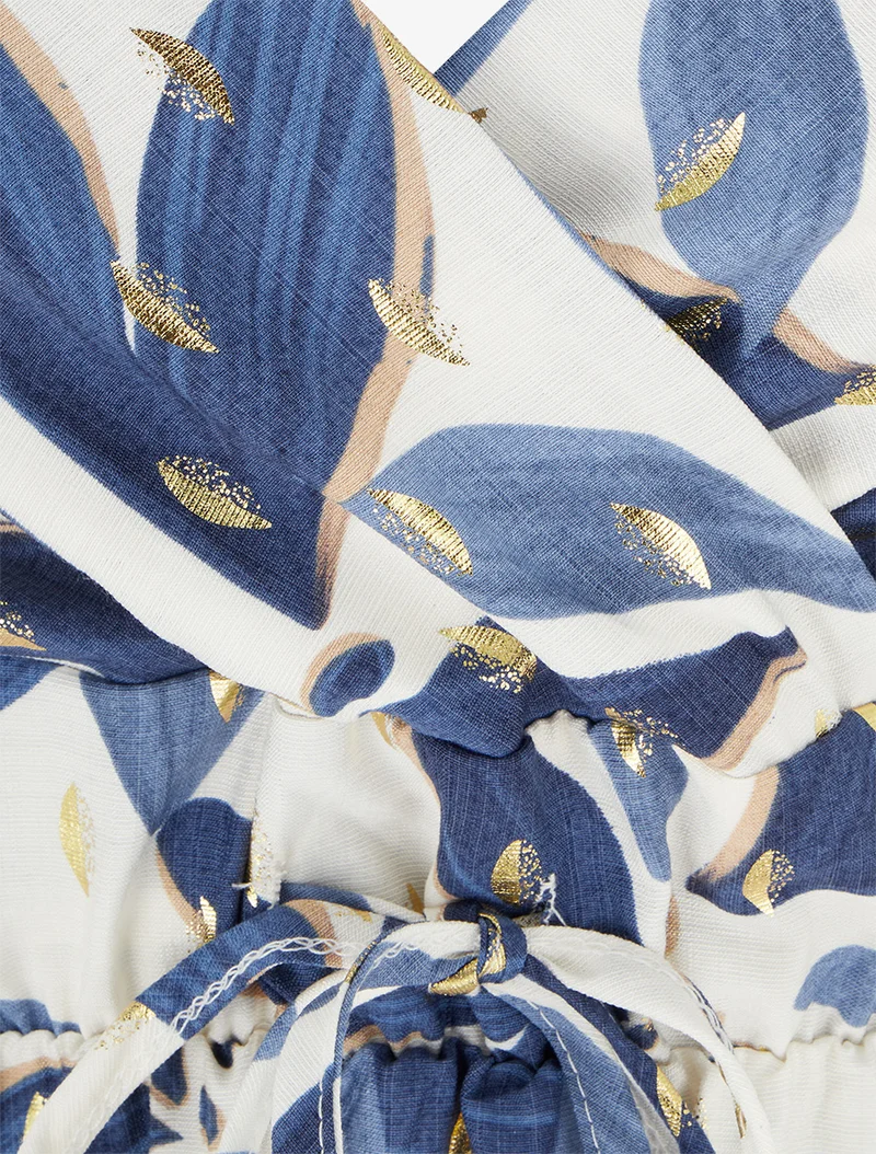 Langes Kleid mit stilisiertem Print und schimmernden Details - Blau