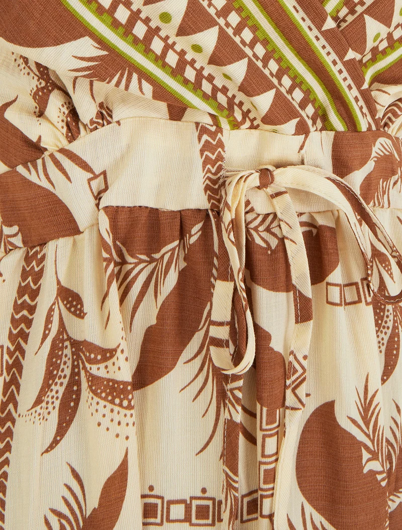 Langes Kleid mit Palmenmuster - Braun