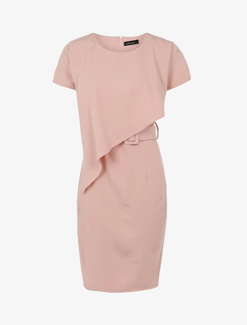 Tailliertes Kleid mit schrägem Saum - Rose