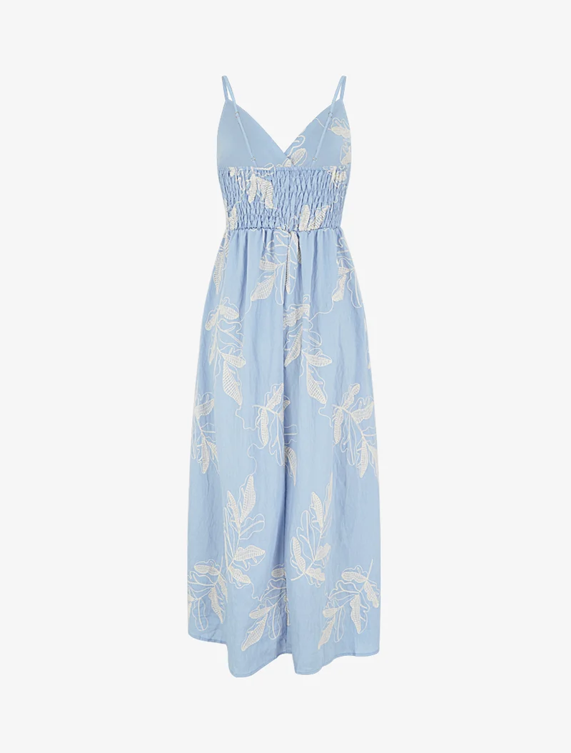 Empire-Langkleid mit stilisierten Blätterstickereien - Himmelblau