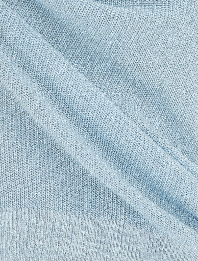 Ärmelloses Top aus fein schimmerndem Strickgewebe. - Himmelblau