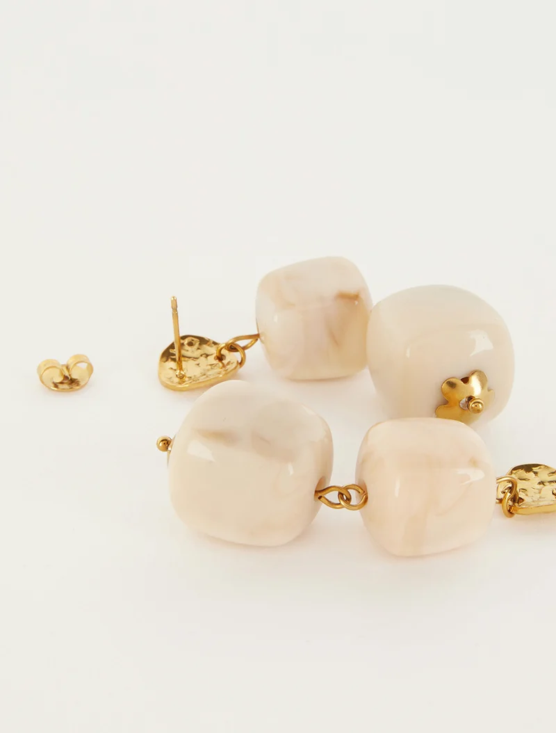 Ohrringe mit fantasievollen Steinen - Beige