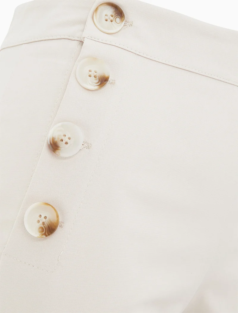 Kurze hoch taillierte Uni-Hose - Beige