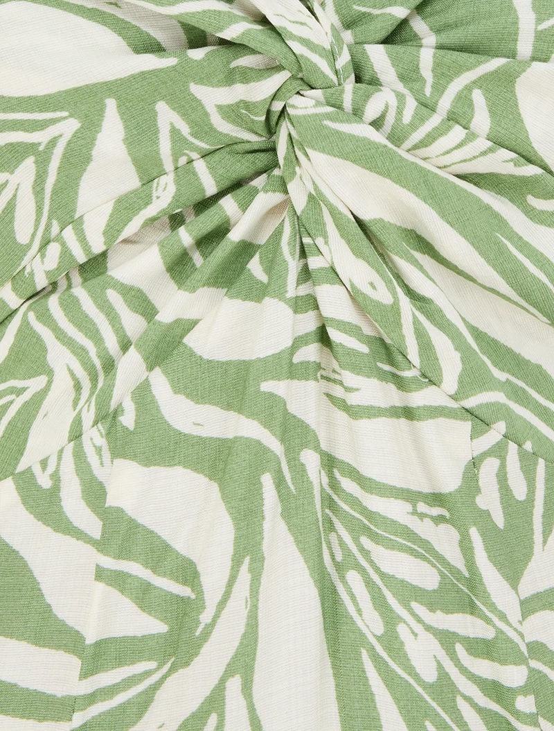 Langes Trägerkleid mit stilisiertem Druck - Grün