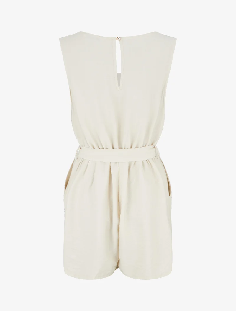 Ärmelloser, geknöpfter Jumpsuit - Beige
