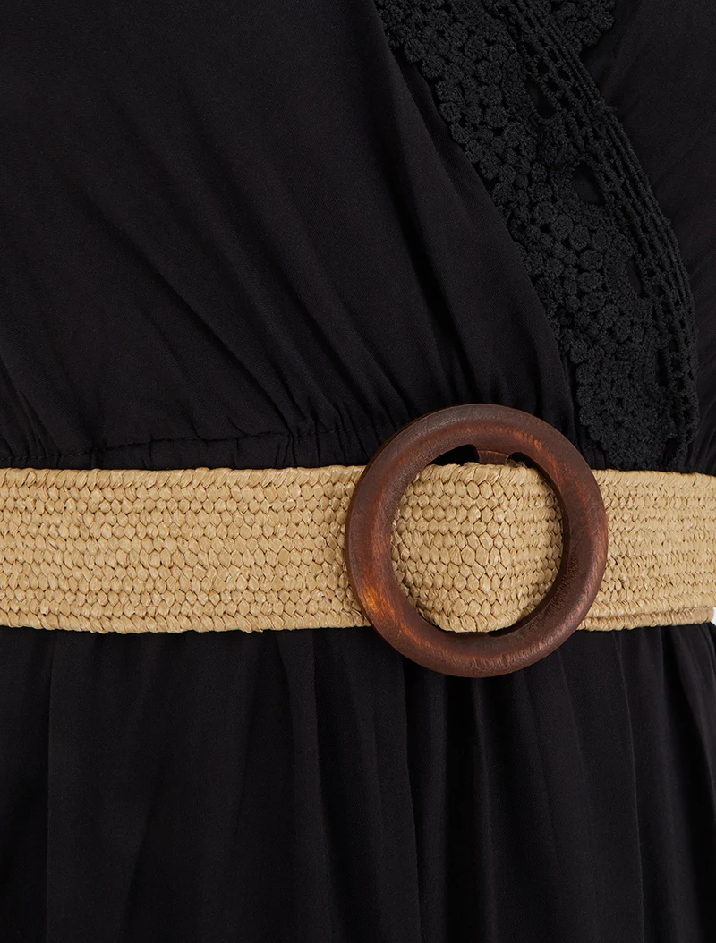 Langärmeliges Kleid mit Wickelausschnitt - Schwarz